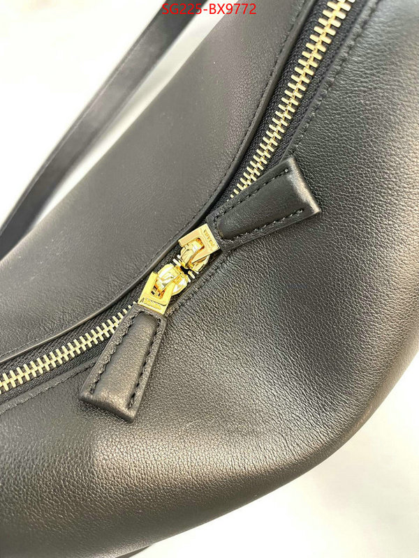ID: BX9772 $: 225USD,