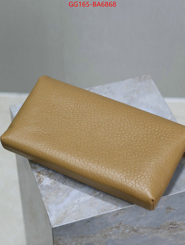 ID: BA6868 $: 165USD,
