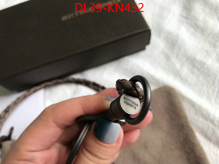 ID: KN432