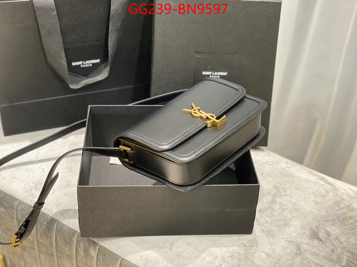 fake aaaaa ID: BN9597 $: 239USD,