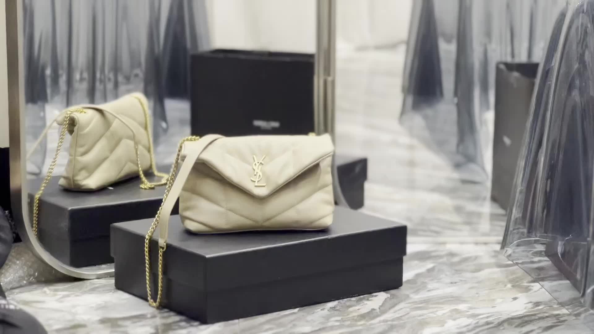 designer 7 star replica ID: BN4703 $: 199USD,