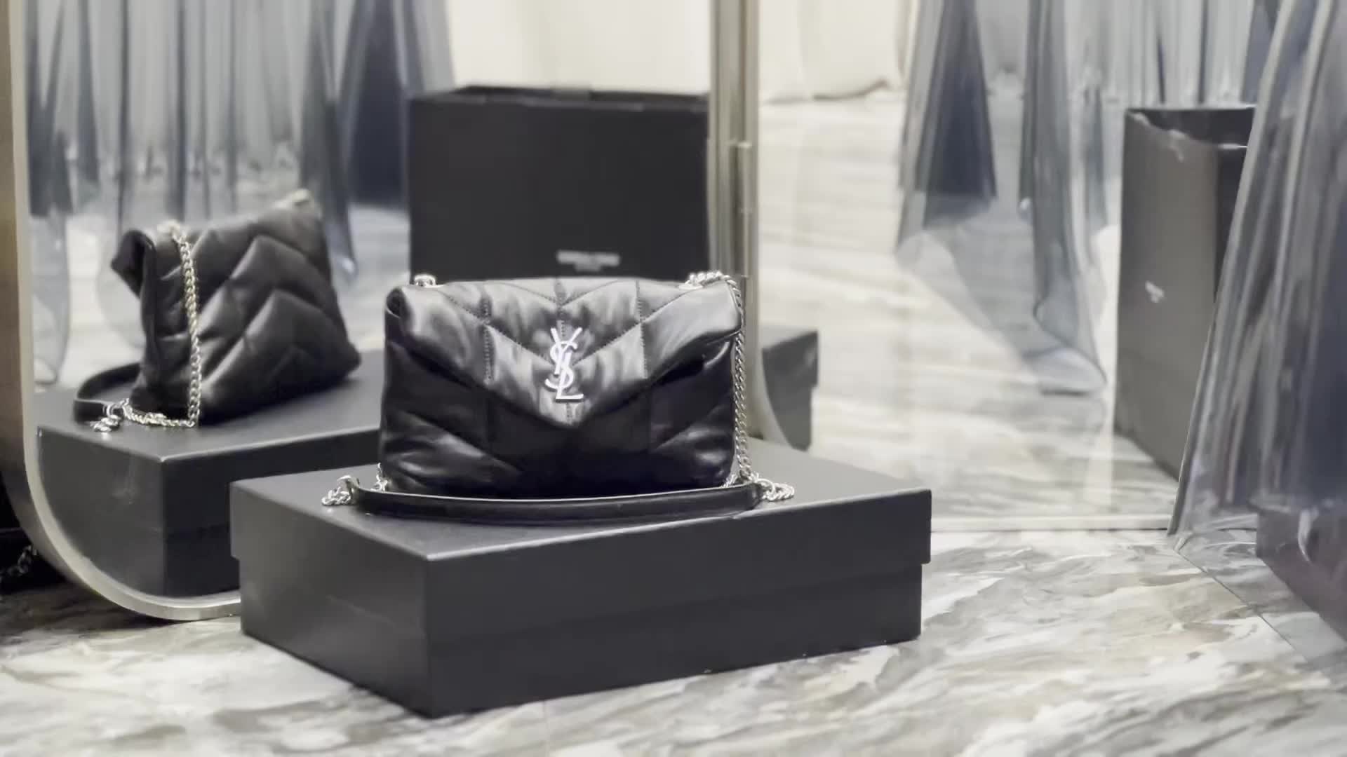 designer 7 star replica ID: BN4703 $: 199USD,