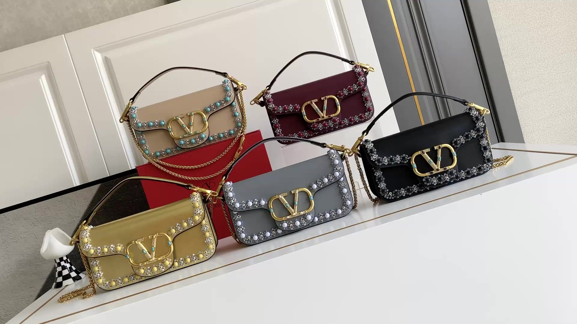 Valentino Bags(4A)-Crossbody- online sales ID: BZ6627 $: 129USD,