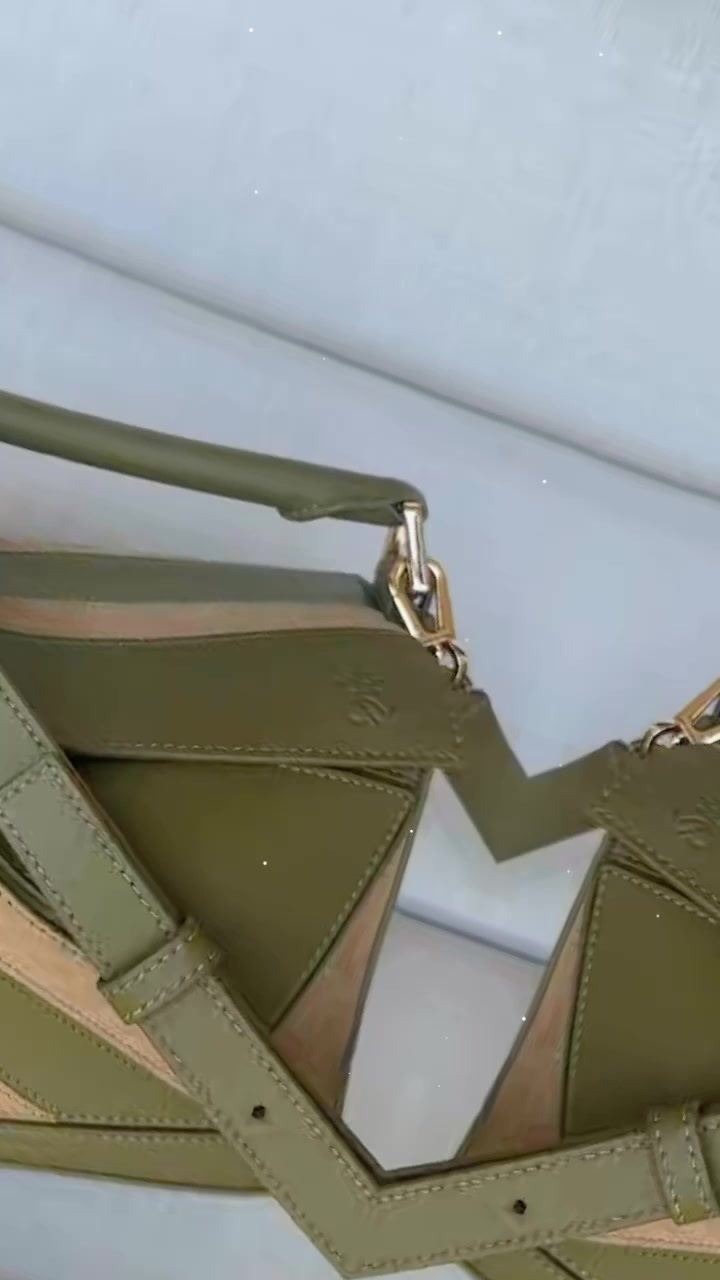 Loewe Bags(TOP)-Puzzle- practical and versatile replica designer ID: BZ8457 $: 269USD,