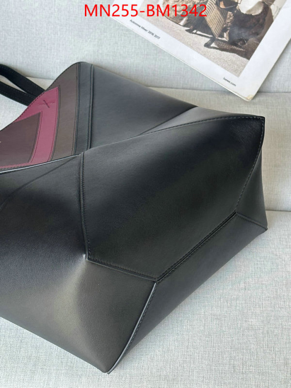 Loewe Bags(TOP)-Handbag- best replica new style ID: BM1342 $: 255USD,