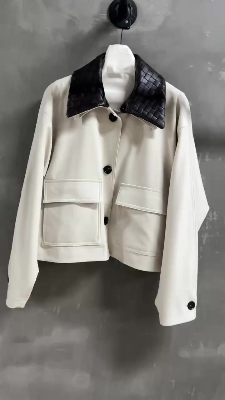 Down jacket Women-BV perfect ID: CM1067 $: 179USD