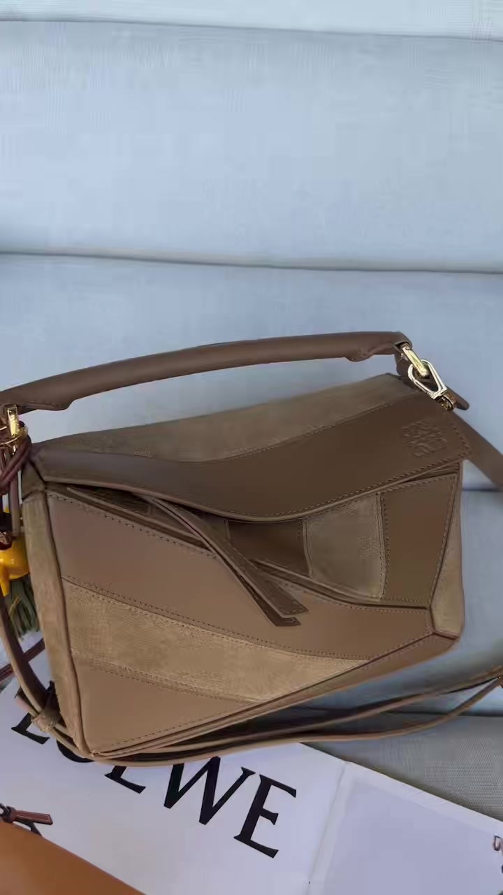 Loewe Bags(TOP)-Puzzle- practical and versatile replica designer ID: BZ8457 $: 269USD,