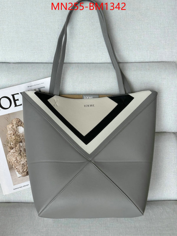 Loewe Bags(TOP)-Handbag- best replica new style ID: BM1342 $: 255USD,