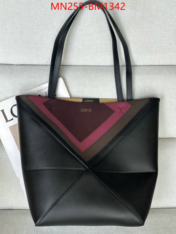 Loewe Bags(TOP)-Handbag- best replica new style ID: BM1342 $: 255USD,