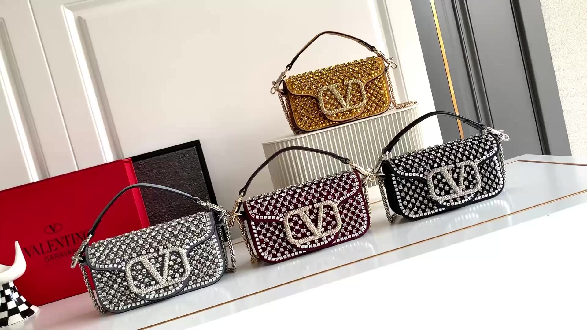 Valentino Bags(4A)-Crossbody- replica shop ID: BZ9055 $: 135USD,
