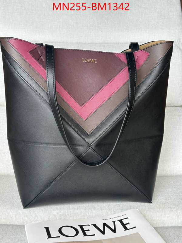 Loewe Bags(TOP)-Handbag- best replica new style ID: BM1342 $: 255USD,