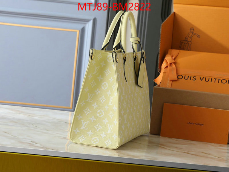 LV Bags(4A)-Handbag Collection- what 1:1 replica ID: BM2822 $: 89USD,-shoes yupoo LV Bags(4A)-Handbag Collection- what 1:1 replica ID: BM2822 $: 89USD,