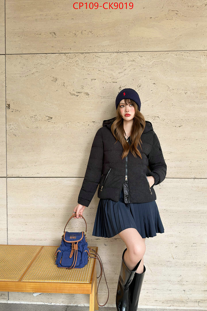 Down jacket Women-Moncler ID: CK9019 $: 109USD