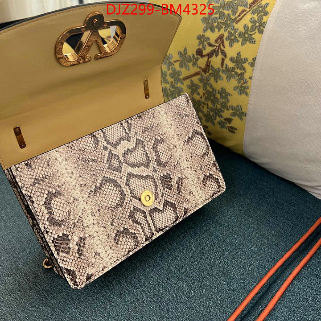 Valentino Bags(TOP)-Crossbody- ID: BM4325 $: 299USD,