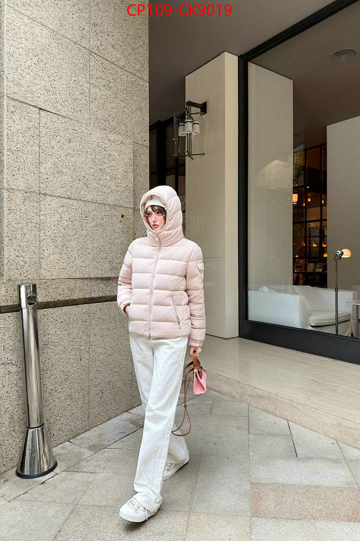 Down jacket Women-Moncler ID: CK9019 $: 109USD