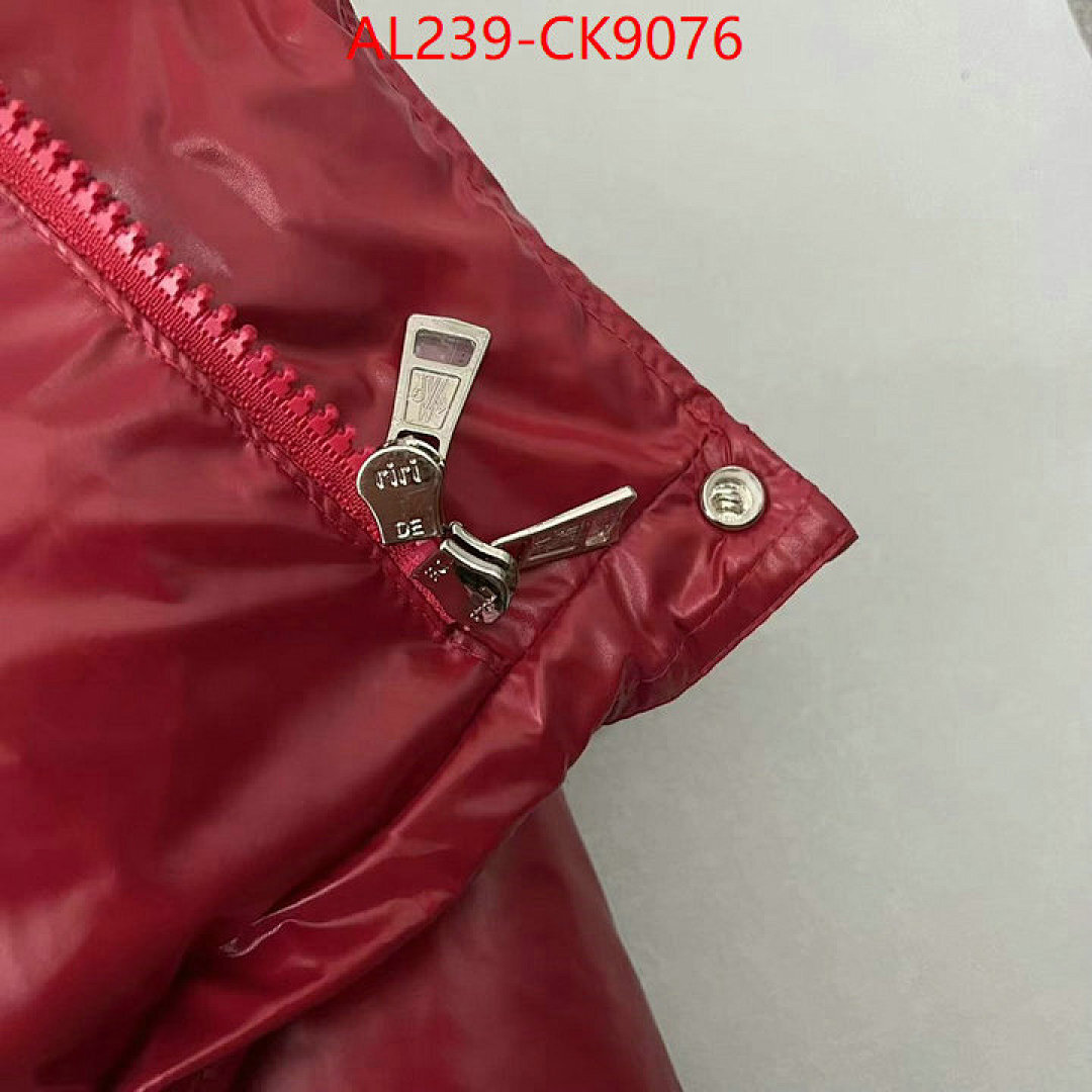 Down jacket Men-Moncler ID: CK9076 $: 239USD