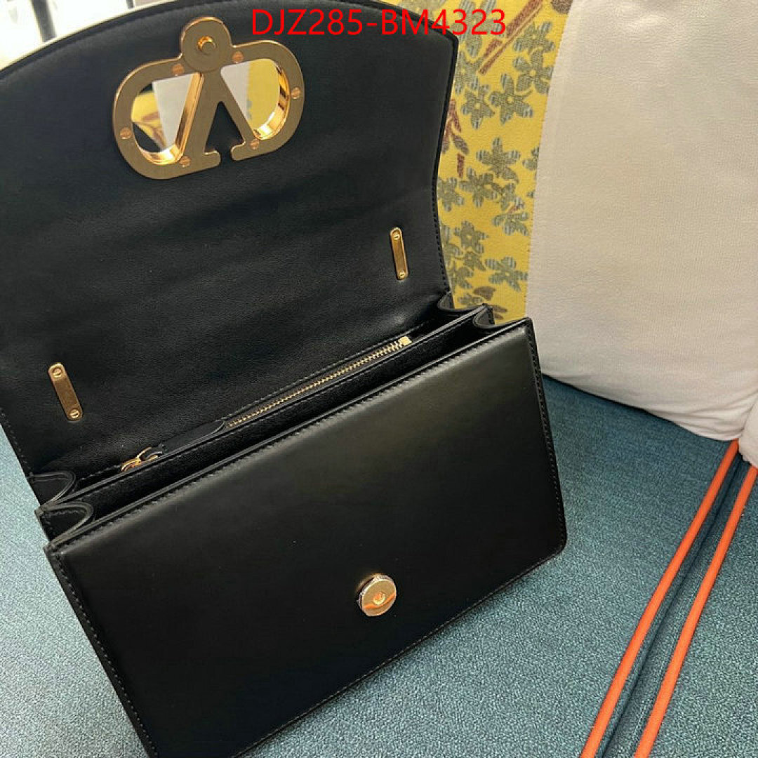 Valentino Bags(TOP)-Crossbody- ID: BM4323 $: 285USD,
