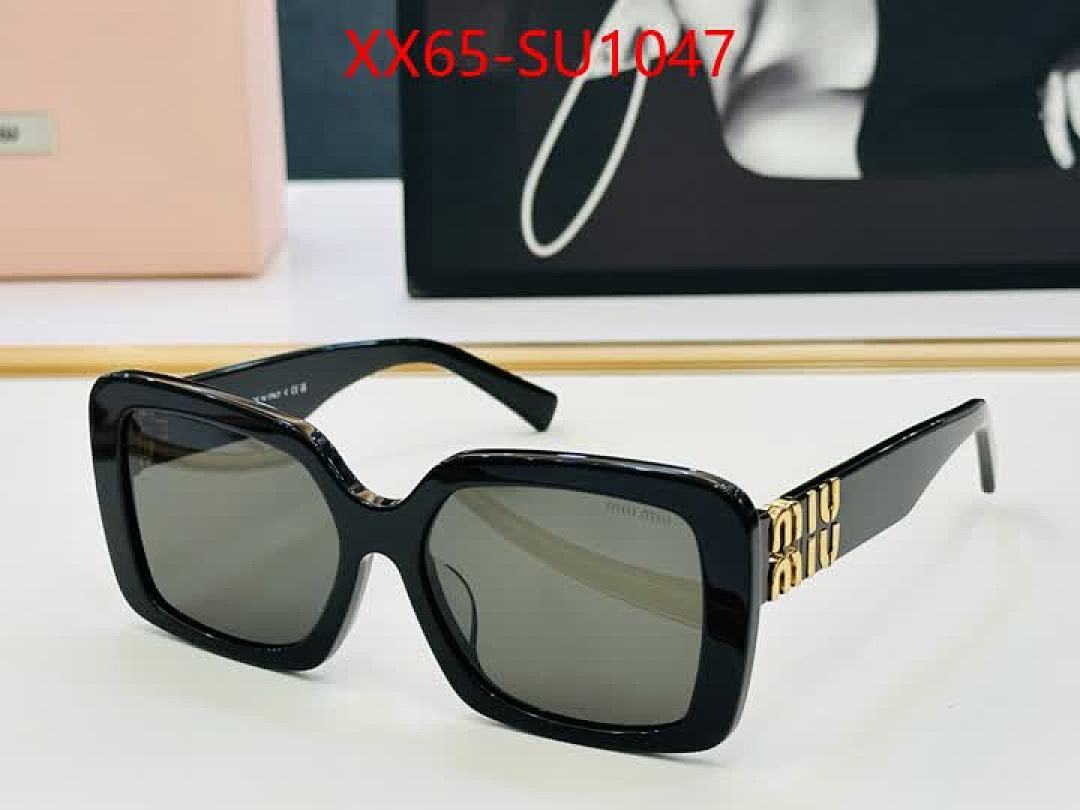 Glasses-Miu Miu ID: SU1047 $: 65USD