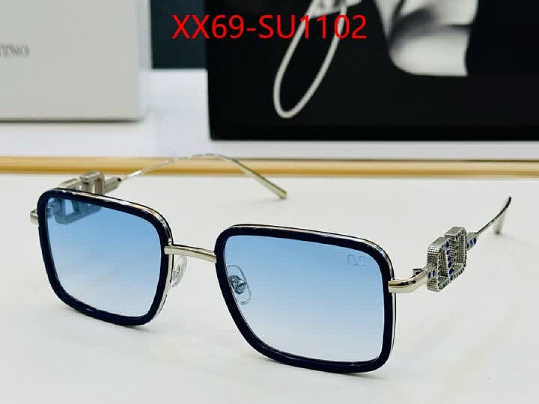 Glasses-Valentino ID: SU1102 $: 69USD