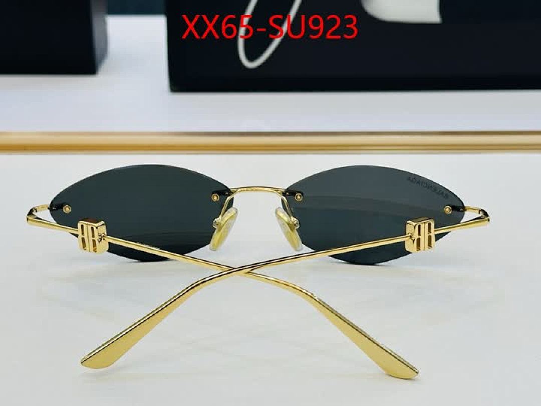 Glasses-Balenciaga ID: SU923 $: 65USD