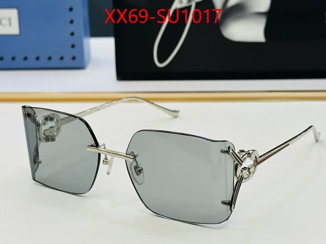 Glasses-Gucci ID: SU1017 $: 69USD