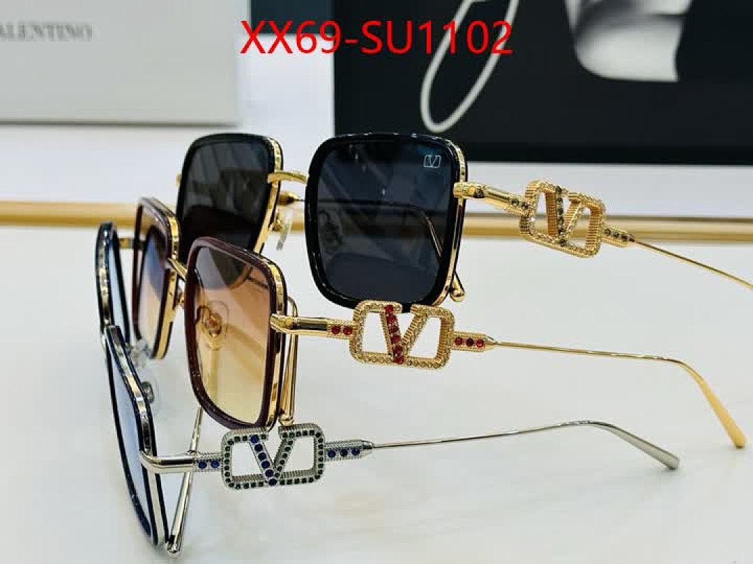 Glasses-Valentino ID: SU1102 $: 69USD