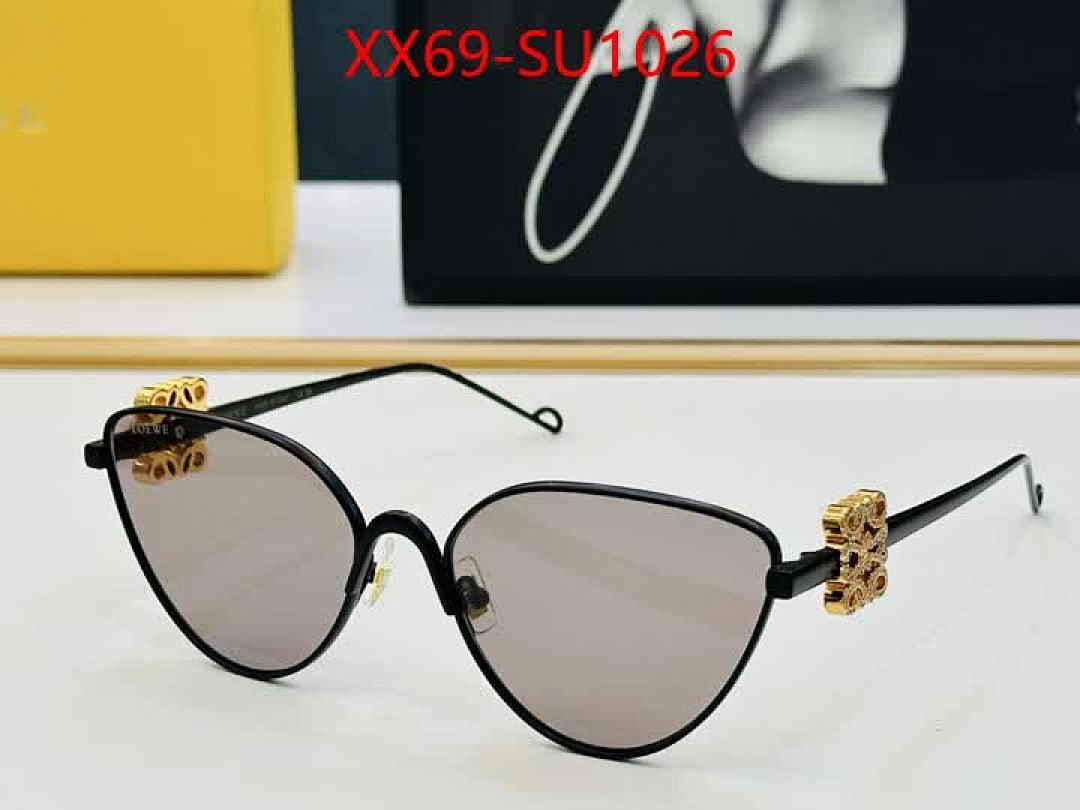 Glasses-Loewe ID: SU1026 $: 69USD