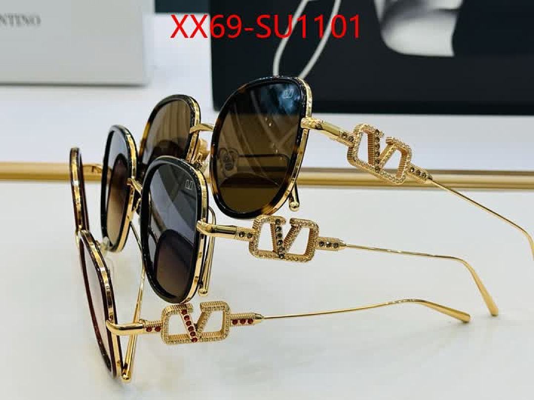 Glasses-Valentino ID: SU1101 $: 69USD