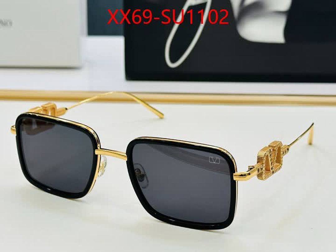 Glasses-Valentino ID: SU1102 $: 69USD