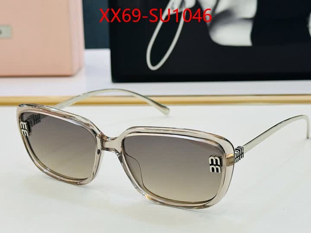 Glasses-Miu Miu ID: SU1046 $: 69USD