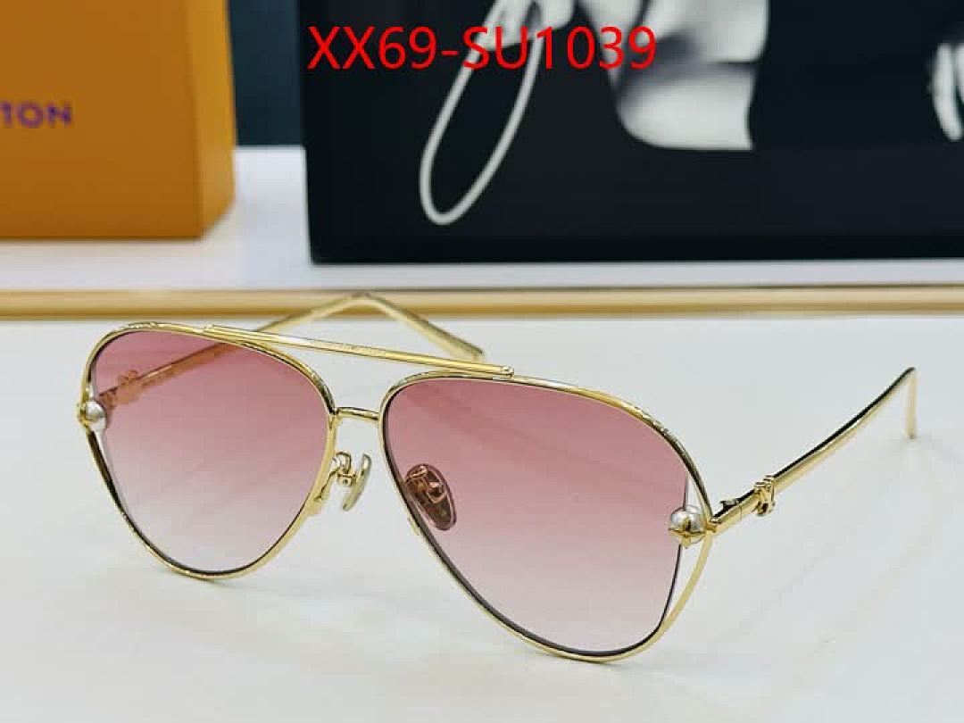 Glasses-LV ID: SU1039 $: 69USD