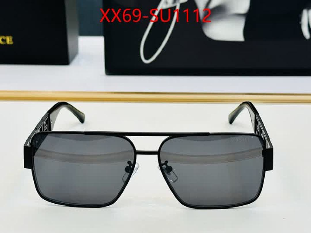 Glasses-Versace ID: SU1112 $: 69USD