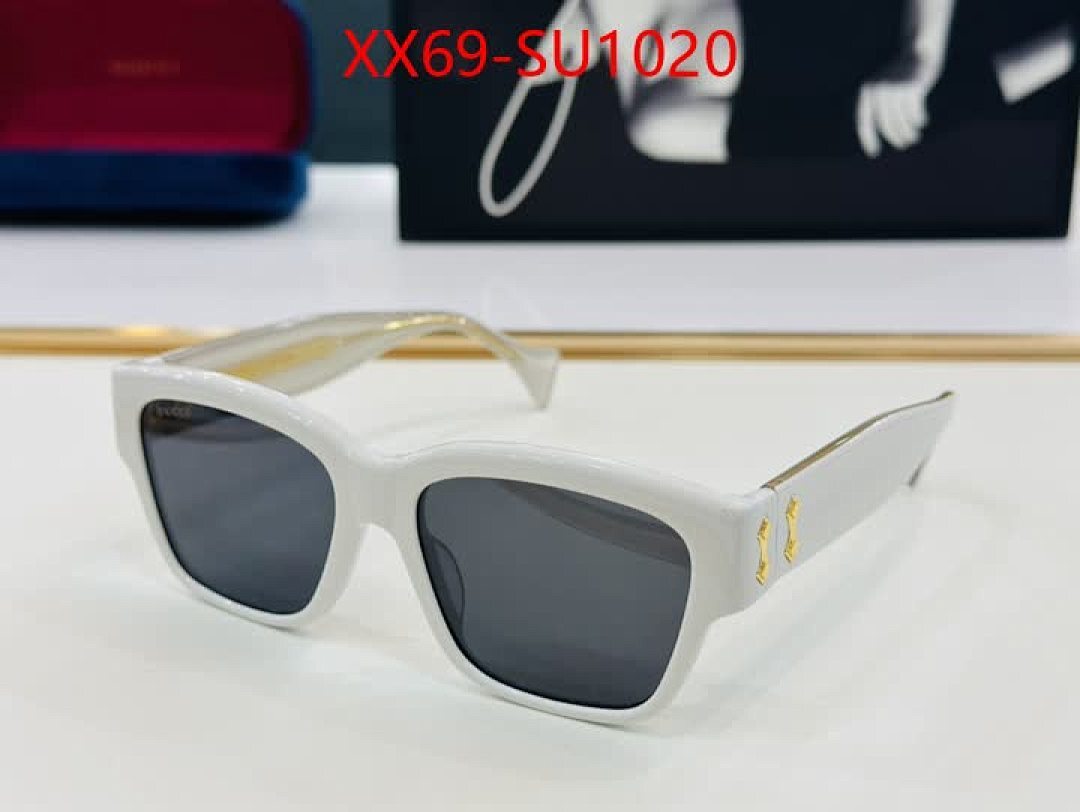 Glasses-Gucci ID: SU1020 $: 69USD