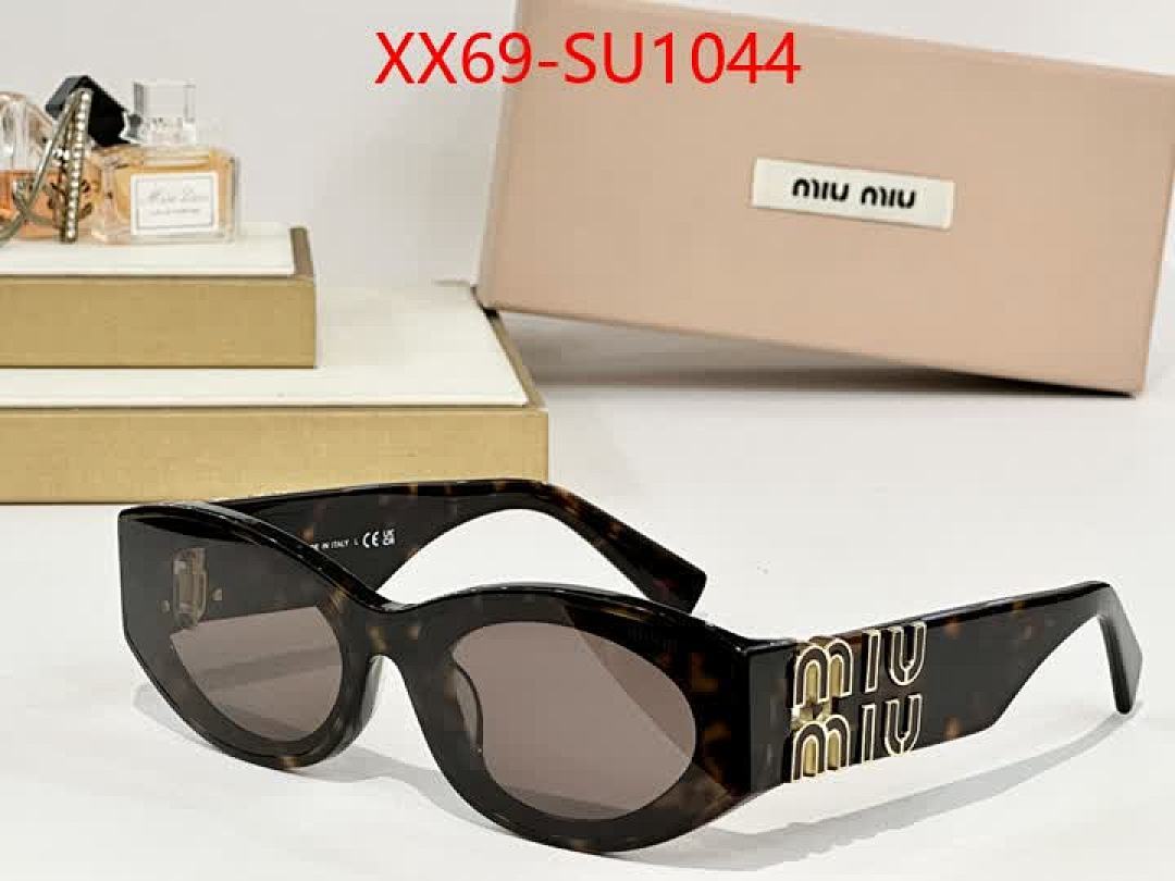 Glasses-Miu Miu ID: SU1044 $: 69USD