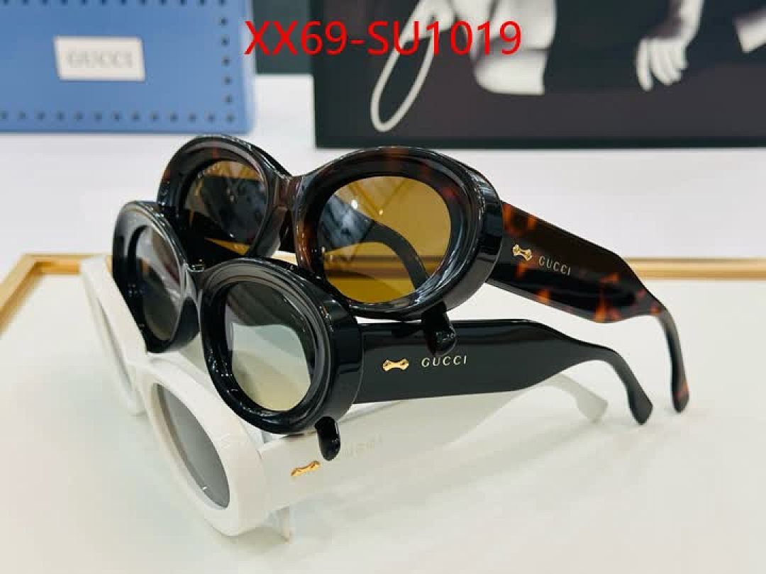 Glasses-Gucci ID: SU1019 $: 69USD