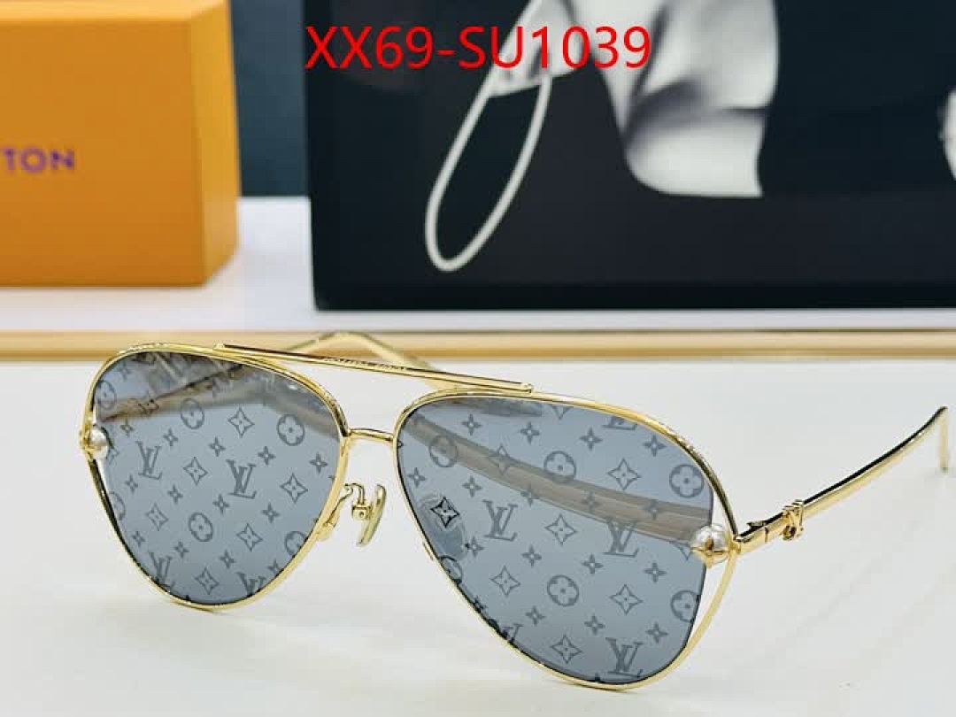Glasses-LV ID: SU1039 $: 69USD