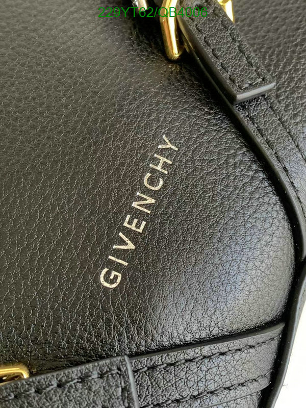 1:1 replica wholesale YUPOO-Givenchy High Quality Fake Bag Code: QB4006