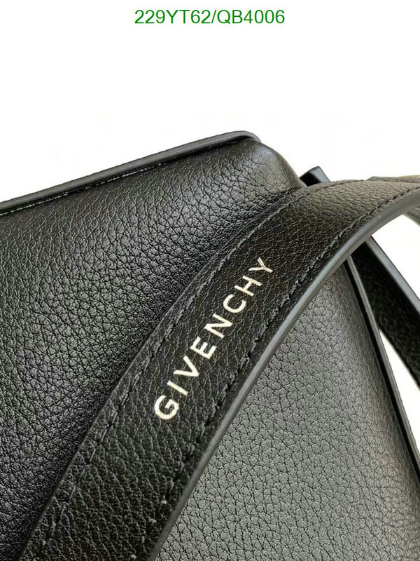 1:1 replica wholesale YUPOO-Givenchy High Quality Fake Bag Code: QB4006