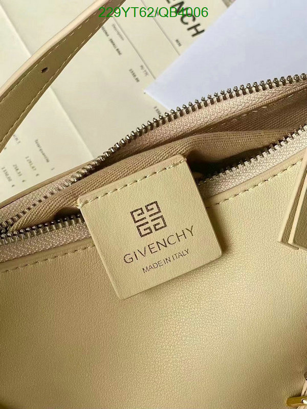 1:1 replica wholesale YUPOO-Givenchy High Quality Fake Bag Code: QB4006