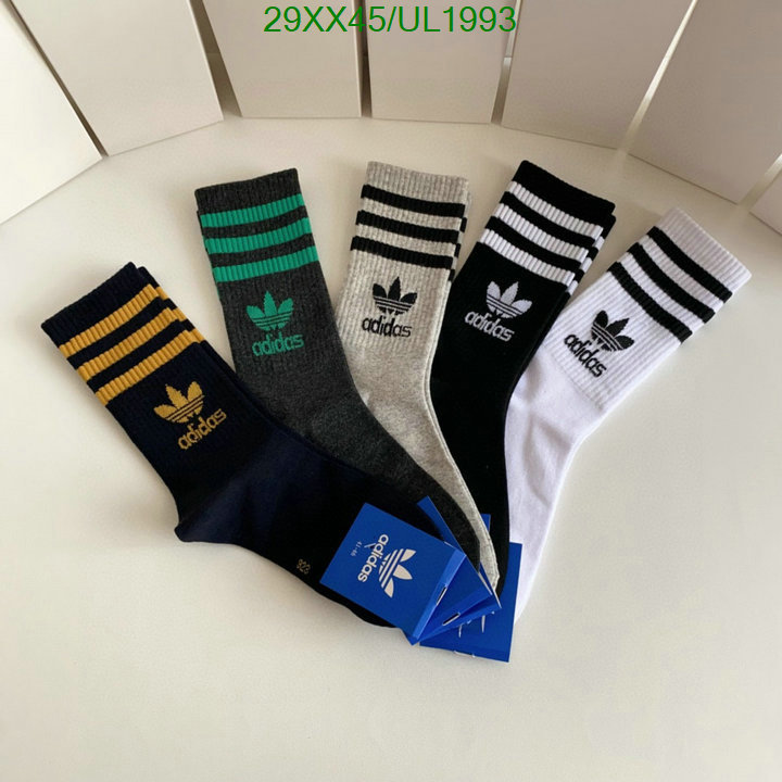 what is a counter quality DHgate best quality replica adidas socks Code: UL1993