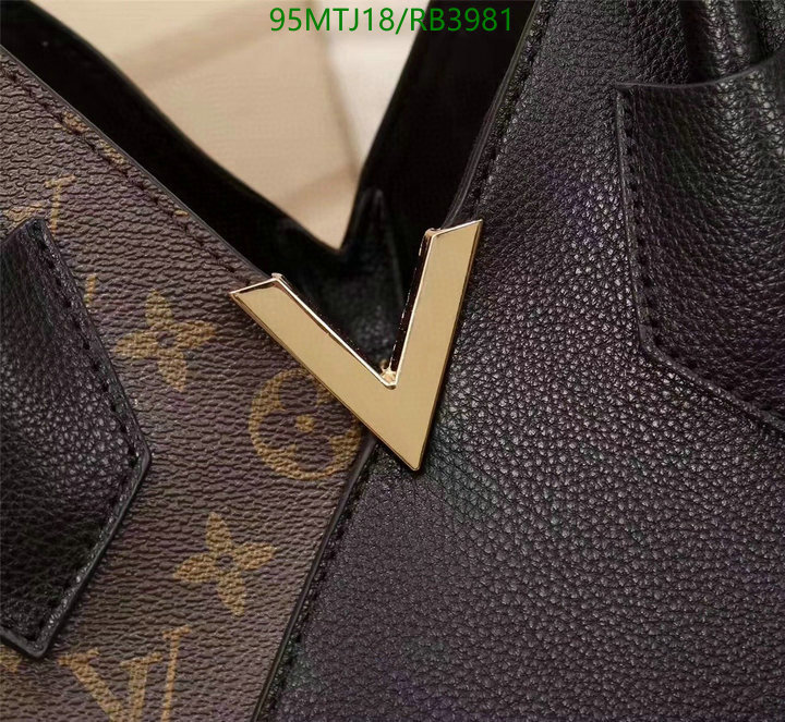 Louis Vuitton AAAA+ Fake Bag LV Code: RB3981