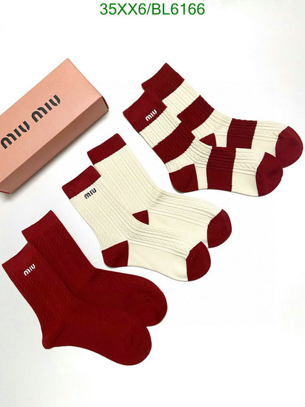 designer wholesale replica 1:1 Quality Replica Miu Miu Socks Code: BL6166