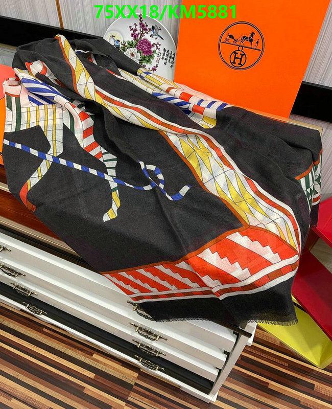 the most popular Hermes Replica 1:1 Scarf Code: KM5881