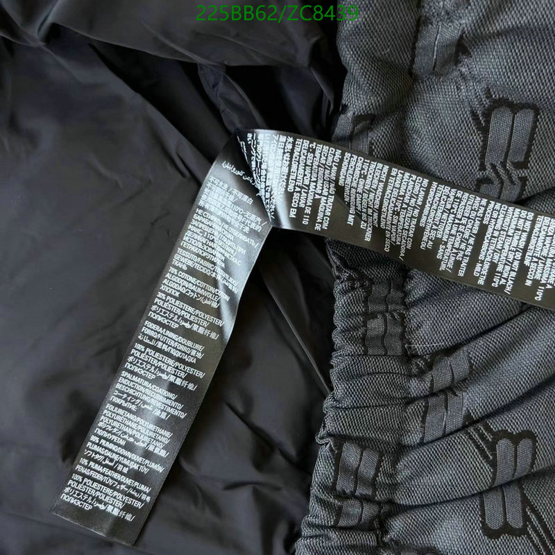 Down jacket Women-Gucci, Code: ZC8439,$: 225USD