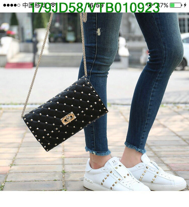 Valentino Bag-(Mirror)-Rockstud Spike,Code: VTB010923,$: 179USD