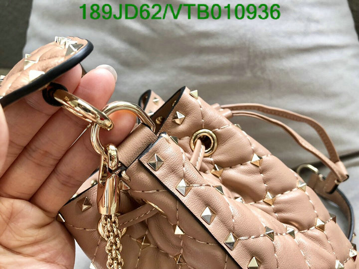 Valentino Bag-(Mirror)-Rockstud Spike,Code: VTB010936,$: 189USD