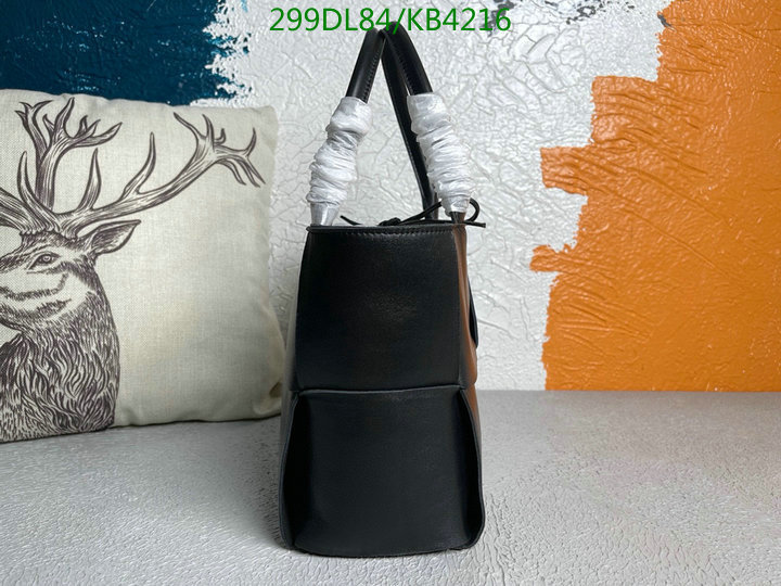 BV Bag-(Mirror)-Arco,Code: KB4216,$: 335USD