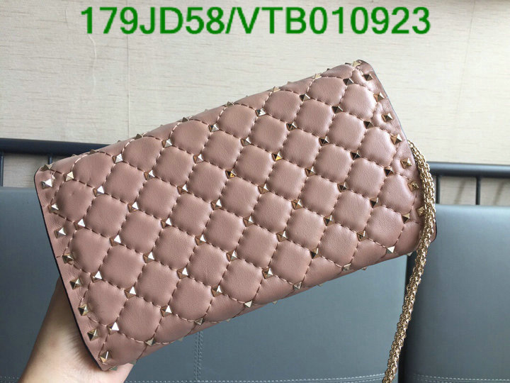 Valentino Bag-(Mirror)-Rockstud Spike,Code: VTB010923,$: 179USD