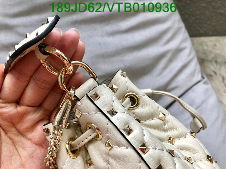 Valentino Bag-(Mirror)-Rockstud Spike,Code: VTB010936,$: 189USD