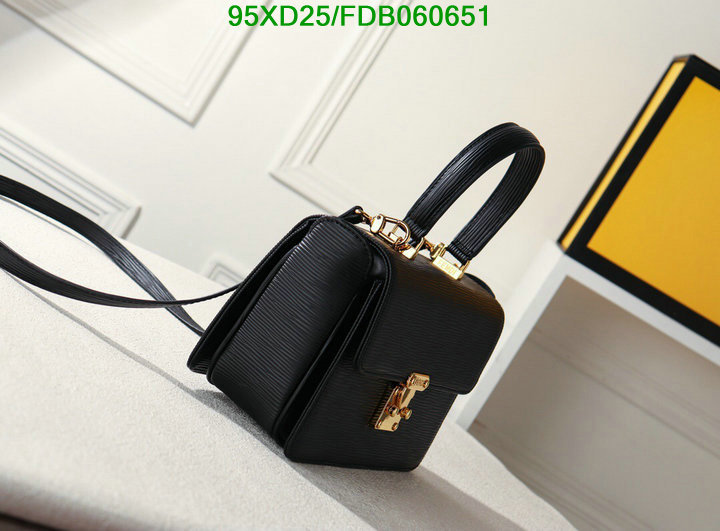 Fendi Bag-(4A)-Diagonal-,Code:B060651,$: 95USD